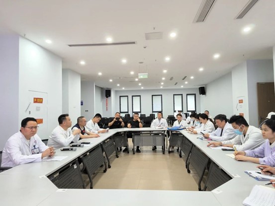 會診現場。重慶道格骨科醫院供圖