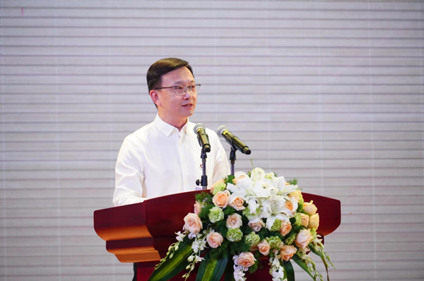 重慶一中校長毛明山致辭。重慶一中供圖