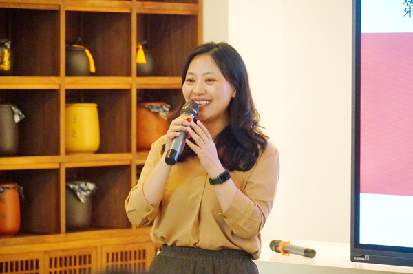 副校長衛晉麗作分享。重慶一中供圖