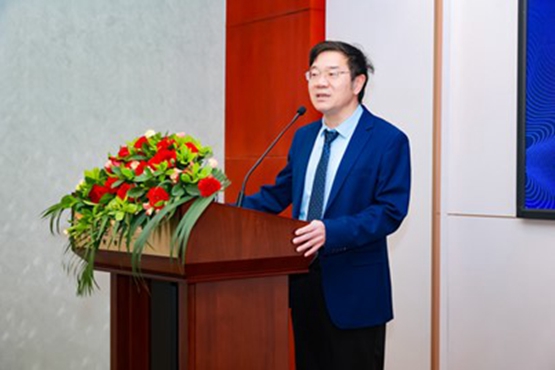 趙敏致辭。重慶眼視光眼科醫院供圖