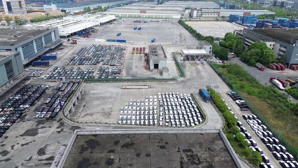 重慶國際鐵路港綜合保稅區。重慶海關供圖