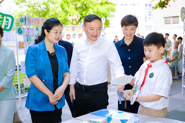 特色課程展示現場。渝北區中央公園小學校供圖