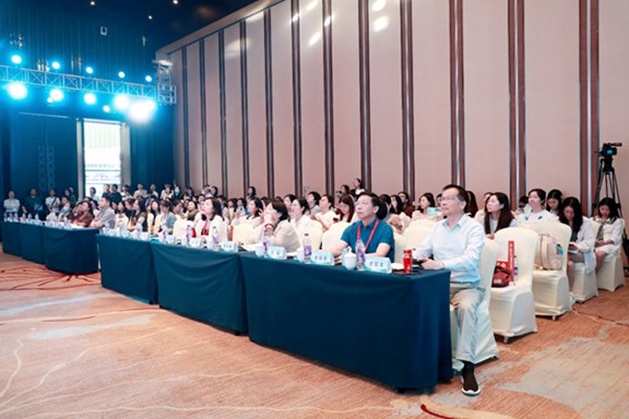 會議現場。愛康集團重慶分公司供圖