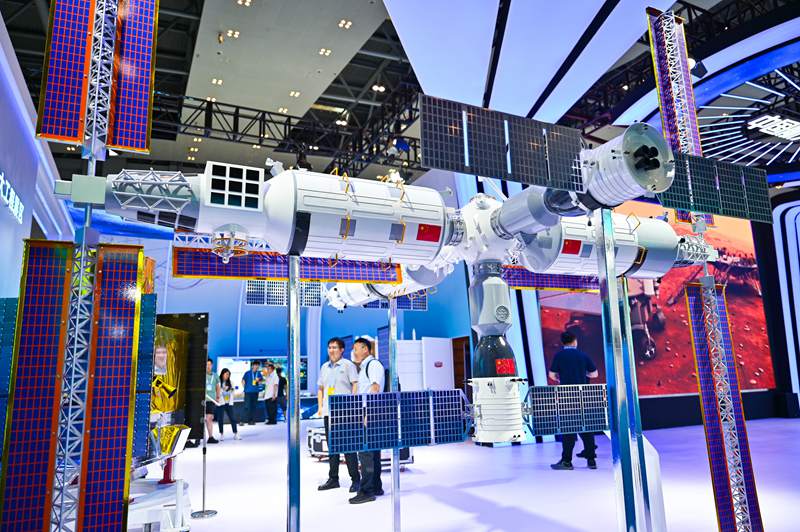 展出產品豐富多元，科技感十足。 鄒樂攝