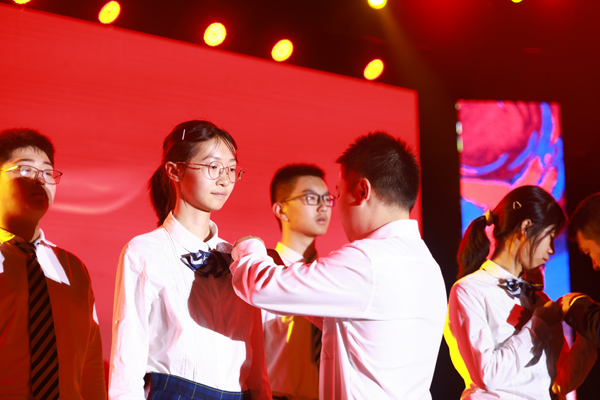 離隊入團儀式。曾英豪攝