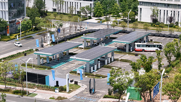 超充示范站。中建科工供圖