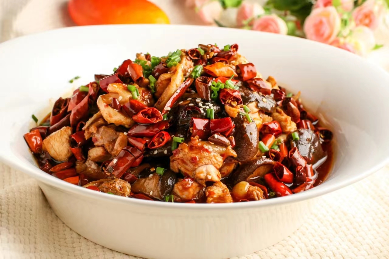 南山泉水雞。南岸區文化旅游委供圖