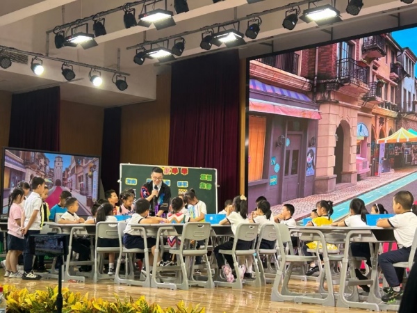 黨員教師曾虹茜同志執教《條紋乖乖》獲市級一等獎。豐都縣濱江小學校供圖