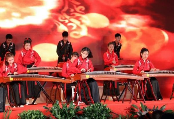 社團表演活動。溱州中學供圖