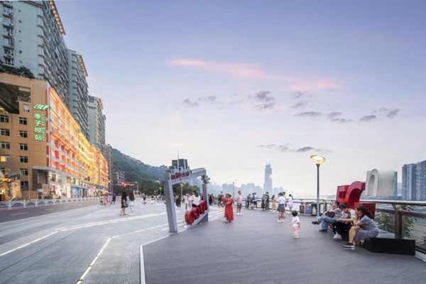 840平米的駐足停留觀景平臺，為游客提供寬敞的觀景空間。重慶設計集團有限公司市政設計研究院供圖。