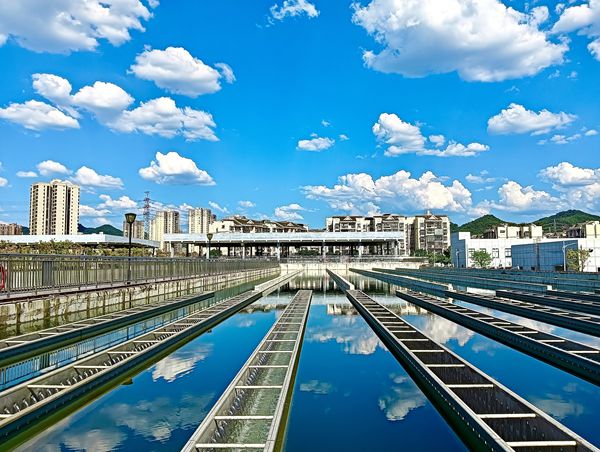 巴南區，新大江水廠平流沉淀池。重慶水務集團供圖