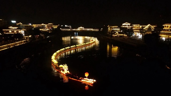 “龍游蘇稽”游船項目成功首航。重慶物流集團供圖