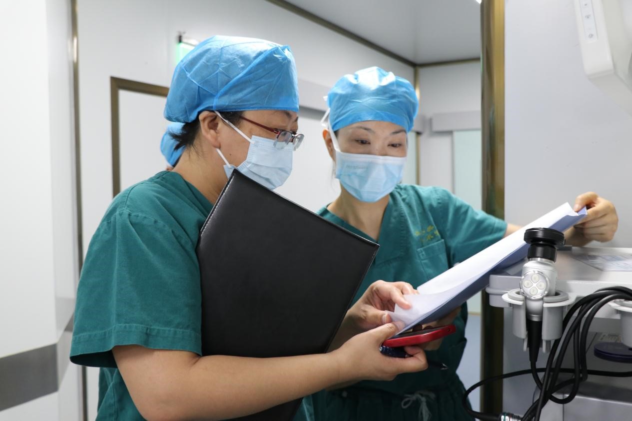 評審現場。重慶美侖美奐整形美容醫院供圖