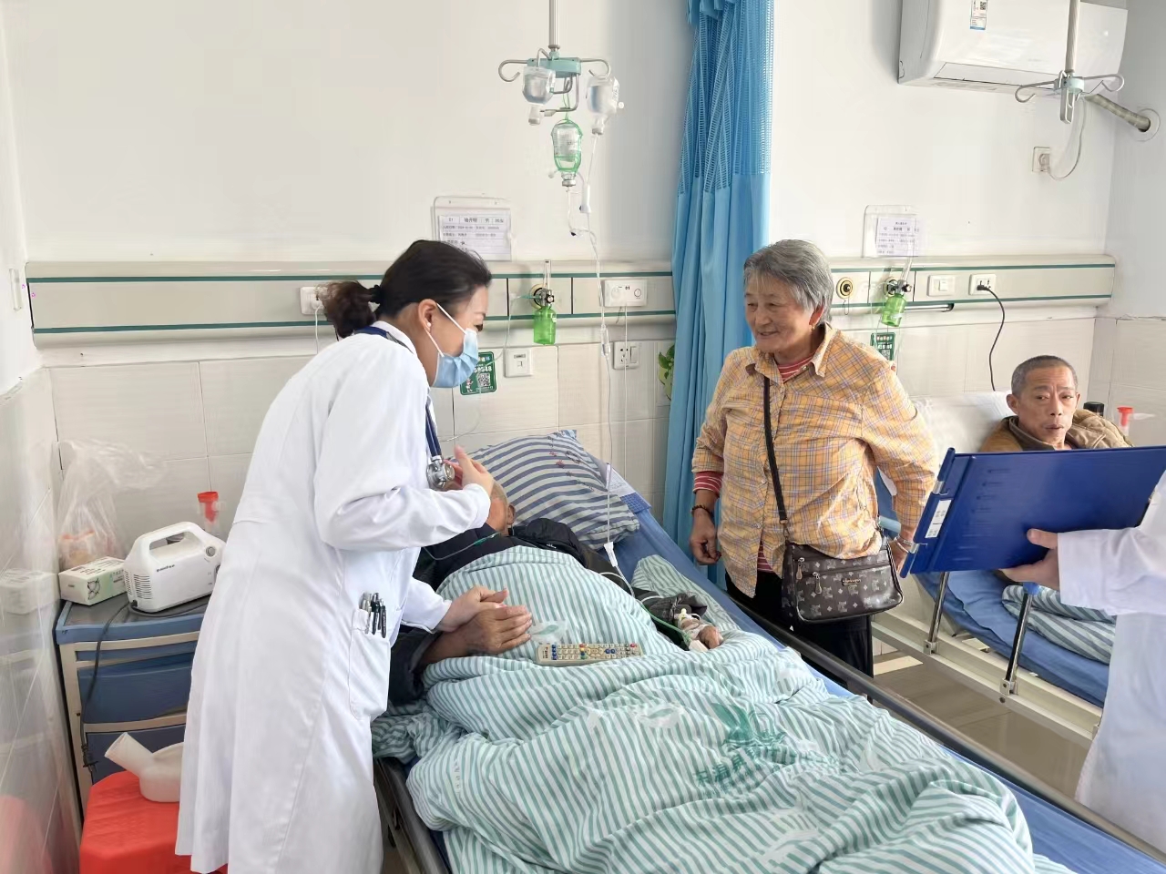 家門口享受優質醫療資源。郭彩霞攝