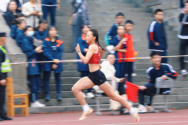 田徑賽場。向詩佳攝