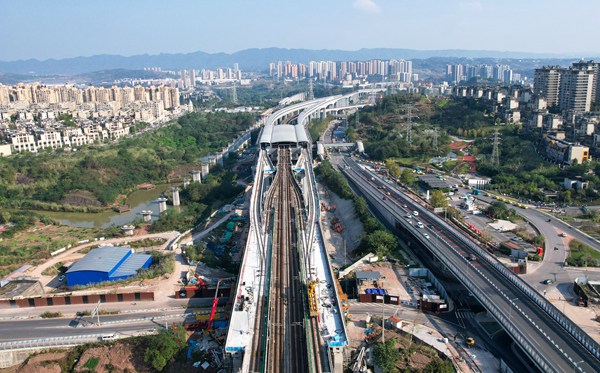 運營6號線與在建6號線重慶東站段順利實現接駁。交通開投集團供圖