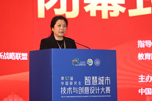 重慶市教委二級巡視員陳渝致辭。陳林攝