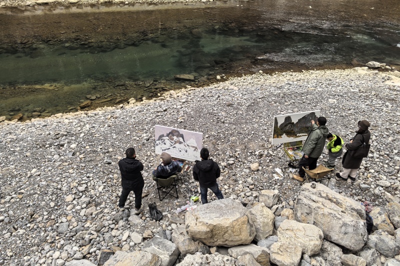 2024長江流域美術名家走進奉節。重慶市美協供圖