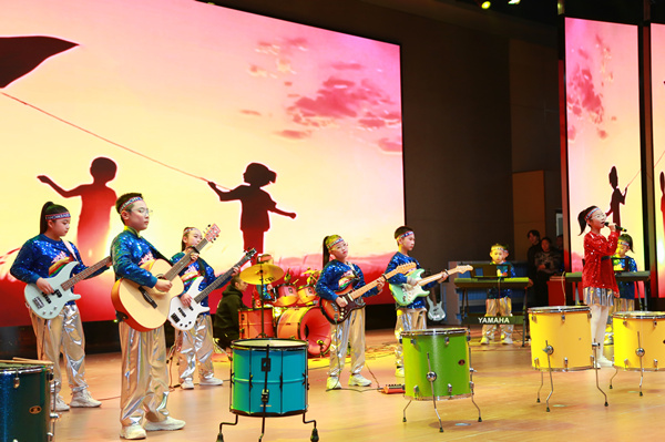 現代樂團節目。張源攝