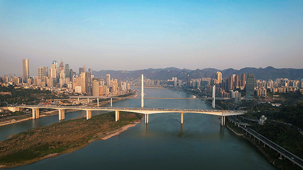 石板坡長江大橋復線橋。曾英豪攝