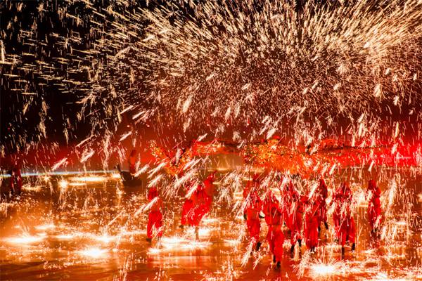 銅梁火龍。銅梁區委宣傳部供圖
