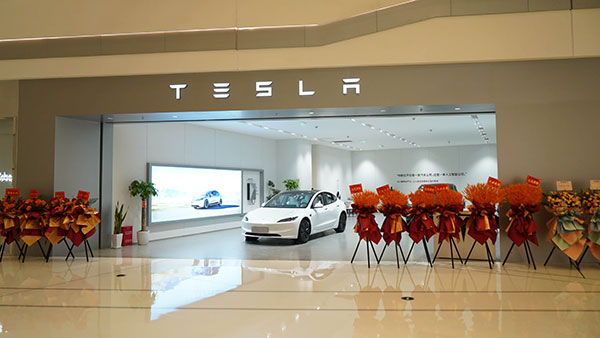 特斯拉重慶龍湖金沙天街城市展廳。特斯拉供圖