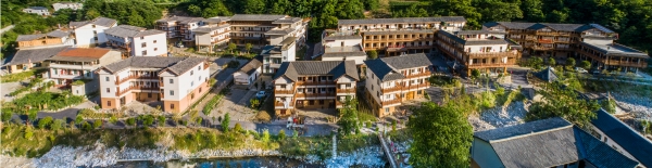 厚坪鄉龍盤大巴山森林人家集群片區。李軍攝