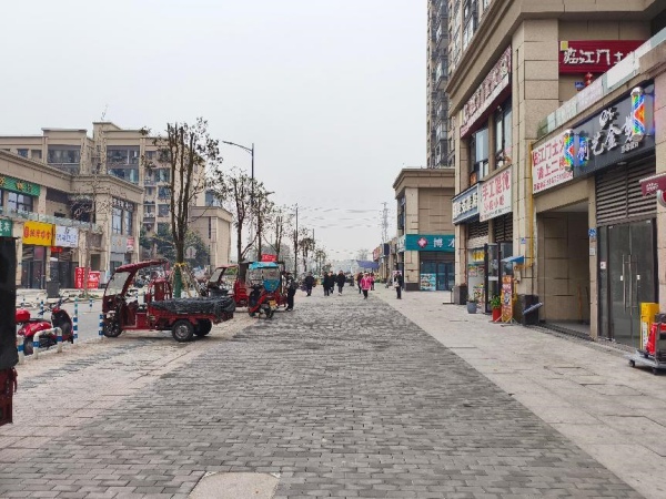 整改后的博才路金科空港城段。孫超攝