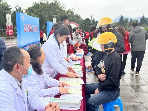 志愿服務現場。豐都縣融媒體中心供圖