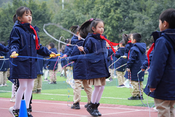 跳繩練習。金山學校教育集團供圖