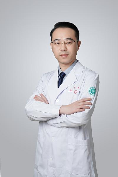 賈彬。重慶市第十三人民醫院供圖