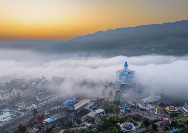 美心紅酒小鎮。景區供圖
