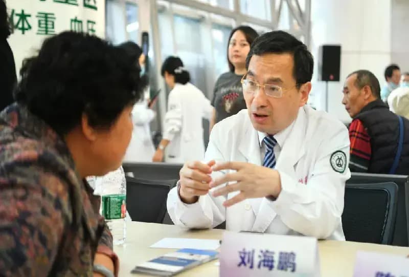 義診現場。曾理攝