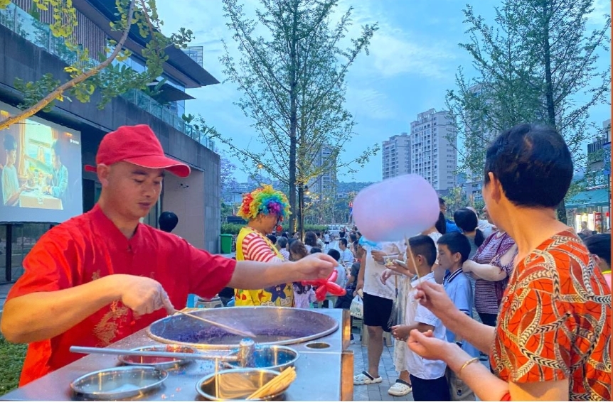 社區活動。東原仁知服務供圖