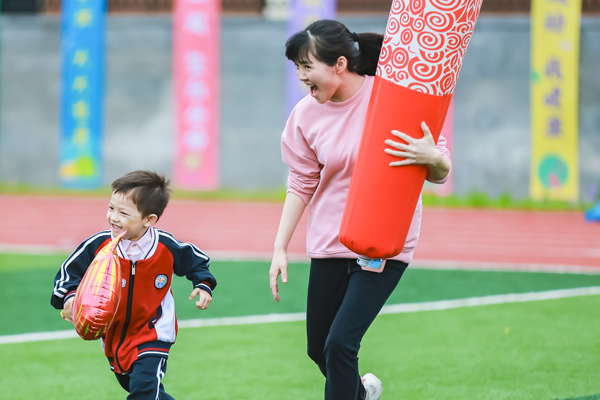 圣火傳遞。朝陽幼兒園供圖