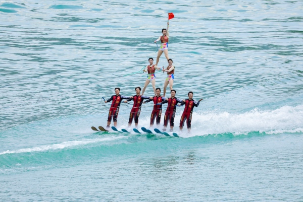 開幕式水上表演。主辦方供圖