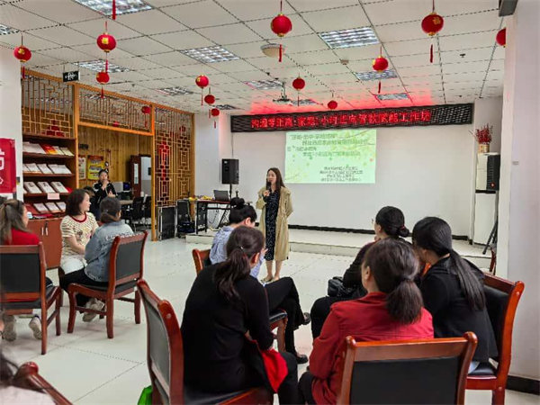 講師現場分享。主辦方供圖