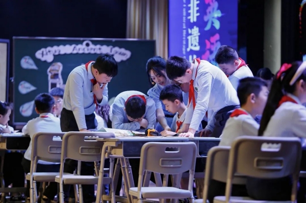 課堂展示。金山學校供圖