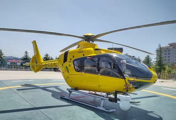 綠航佳基于EC135型直升機改裝的STC機型。兩江協同創新區供圖