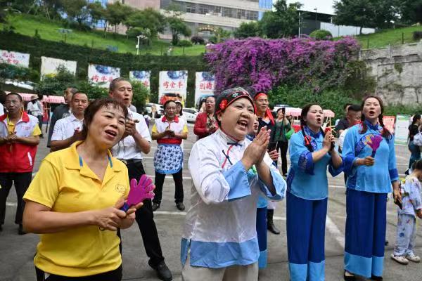 現場唱山歌。崔景印攝
