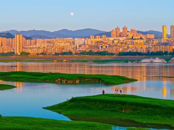 初夏豐都風景正好。王雄偉攝