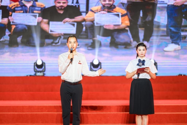 重慶市五一勞動獎章獲得者張晉源講述“職教出?！钡墓适?。重慶工業職業技術學院供圖