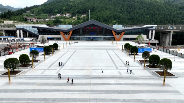 站前廣場。中鐵建工集團供圖
