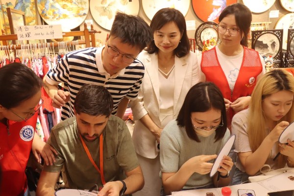 體驗非遺?；顒又鬓k方供圖