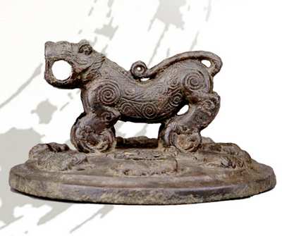 銅器蓋。（重慶市文物考古研究院供圖）