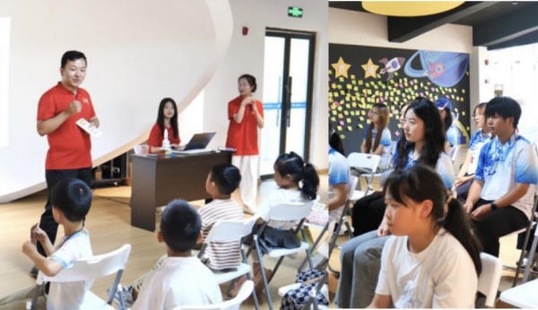 “科技自強課”現場。重慶師范大學供圖