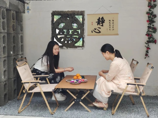 游客休閑度假。涪陵區融媒體中心供圖