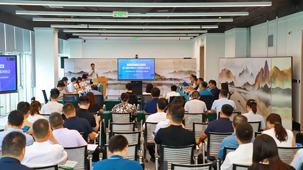 對接會現場。鄒冰怡攝