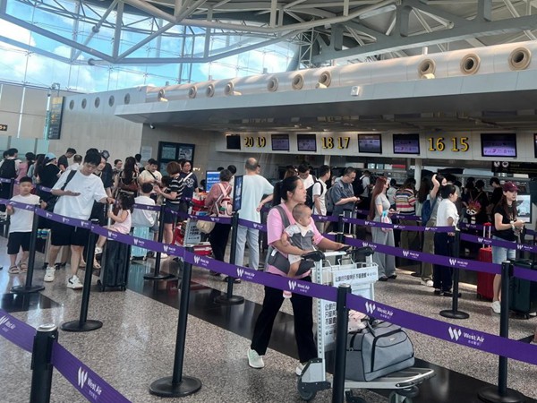 重慶江北國際機場西部航空值機區域。西部航空供圖