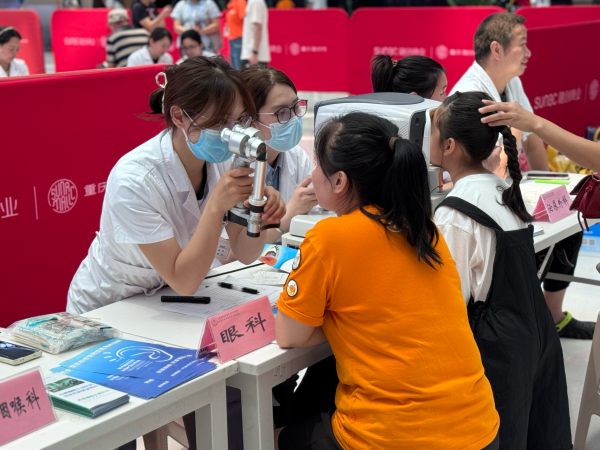 活動的義診環節。陳俊攝